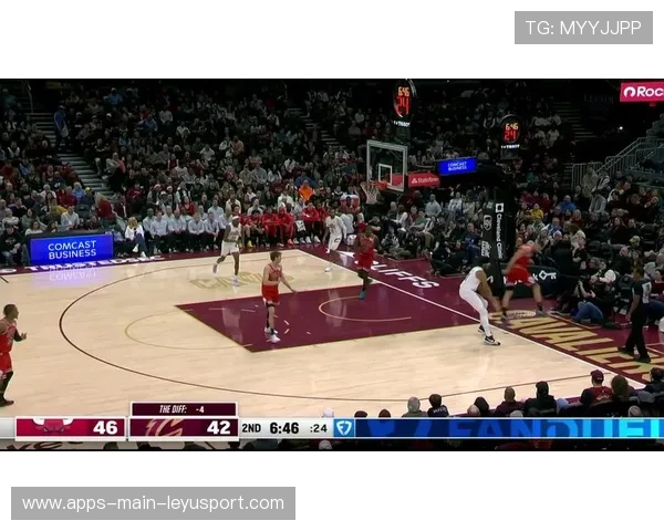 公牛连续篮下强打撕开对方防线